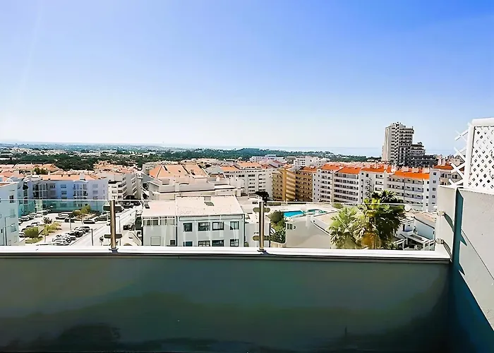 Flat 3 Bedrooms アパート *