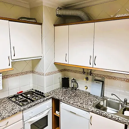 Flat 3 Bedrooms شقة